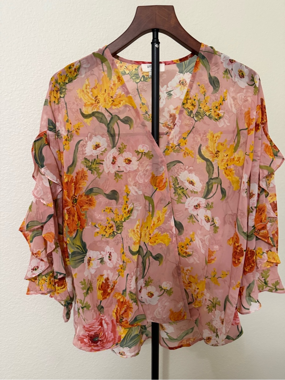 Umgee Pink Floral Ruffle Sleeve Blouse